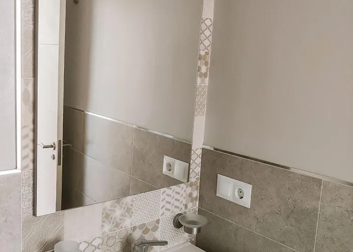 Apartamento La Roca Rental, 1 Acogedor Con Vistas Al Mar *