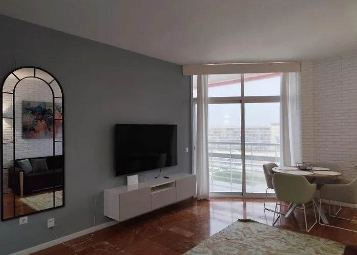 Apartamento La Roca Rental, 1 Acogedor Con Vistas Al Mar *